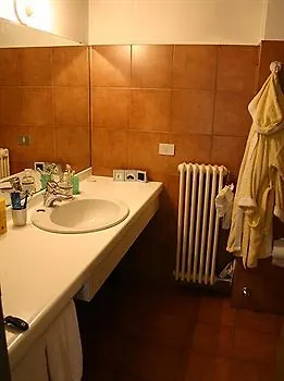 Residence Pila Como Italy