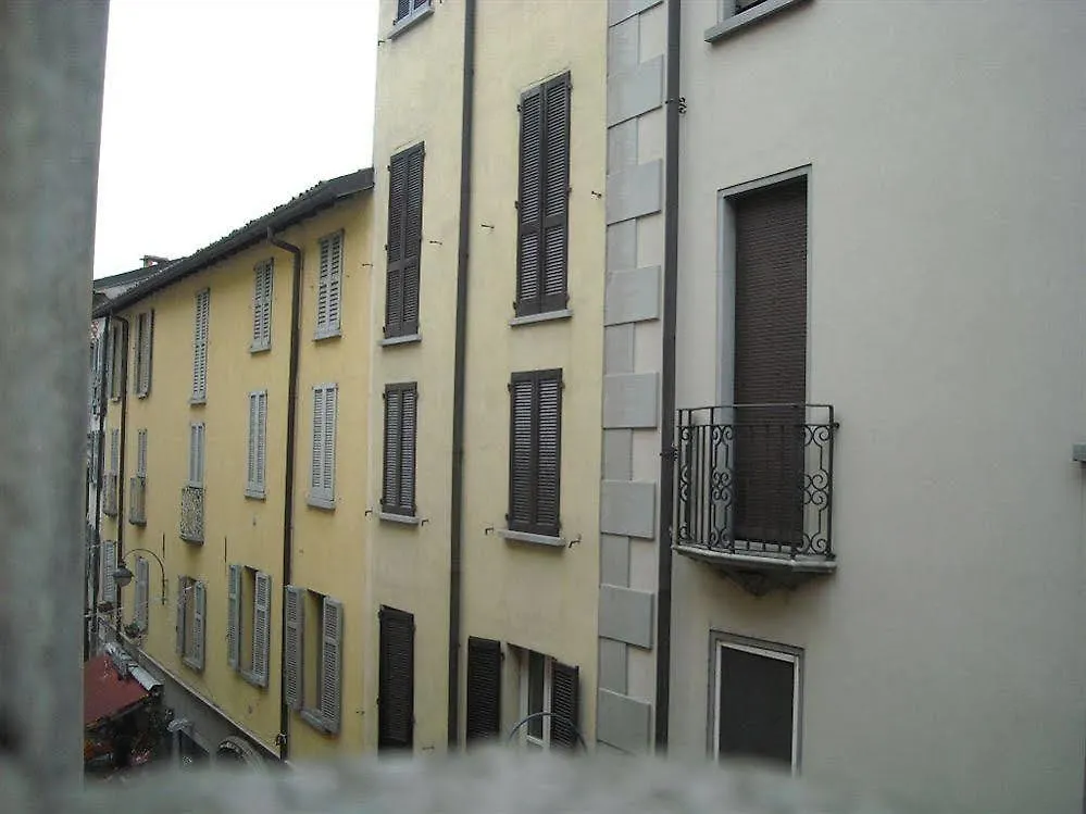 Residence Pila Como 0*,  Italy
